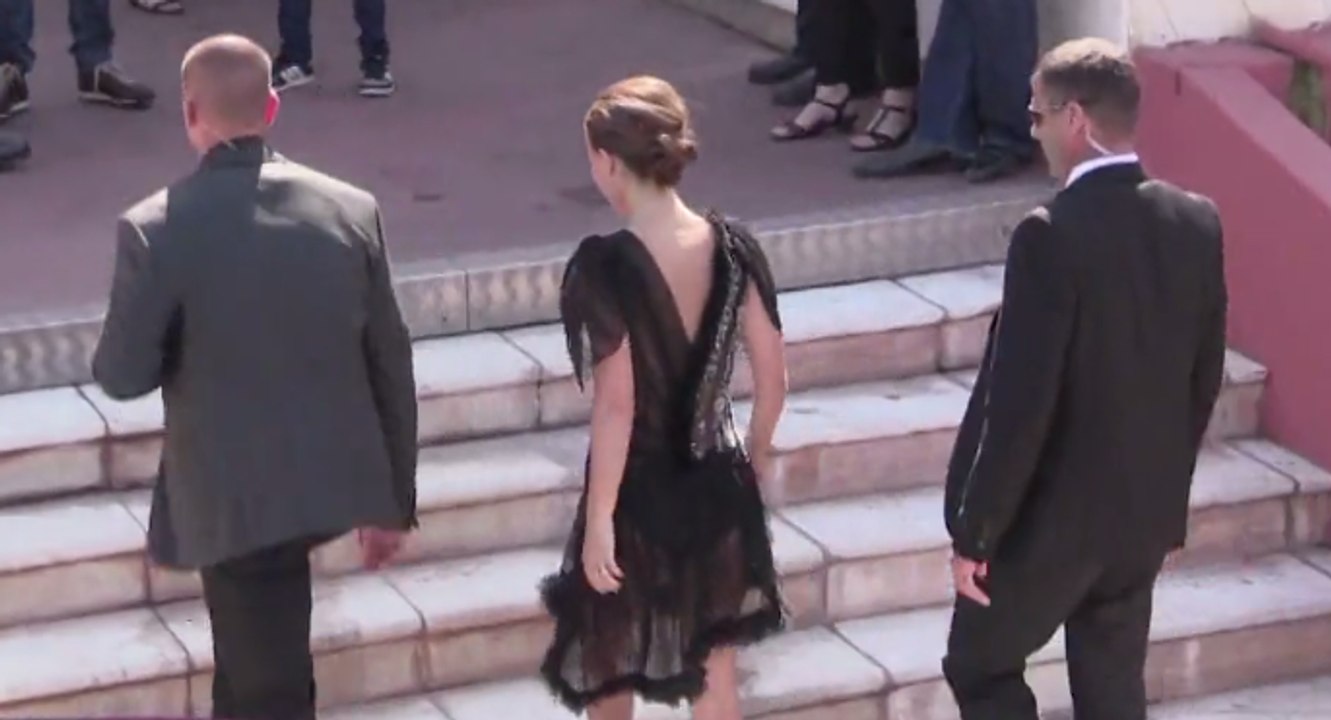 Nata­lie Port­man en tenue sexy à Cannes - Festival de Cannes 2015