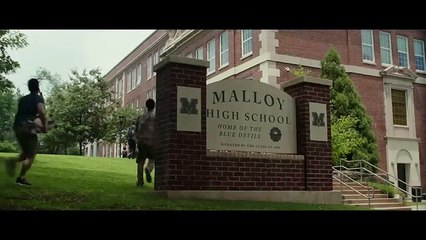 The DUFF Official Trailer #2 (2015) - Bella Thorne, Mae Whitman Comedy HD