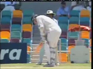 Pakistan vs australia bad cricket fielding poor catching.akram onwed.
