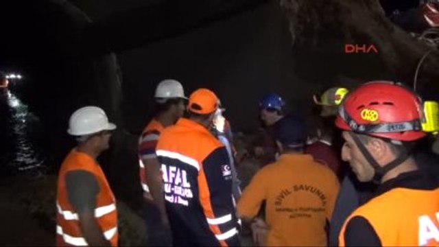 Kütahya'da Tünel İnşaatında Göçük: 1 İşçi Mahsur