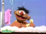 Sesame Street: Ernie and his Rubber Duckie