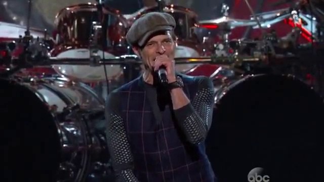 Van Halen - Panama Performance (Billboard Music Awards 2015) #BBMAs