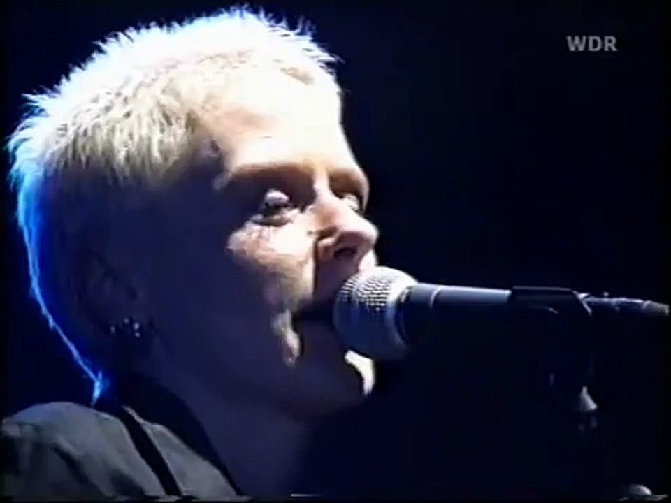 Chumbawamba - The day the nazi died