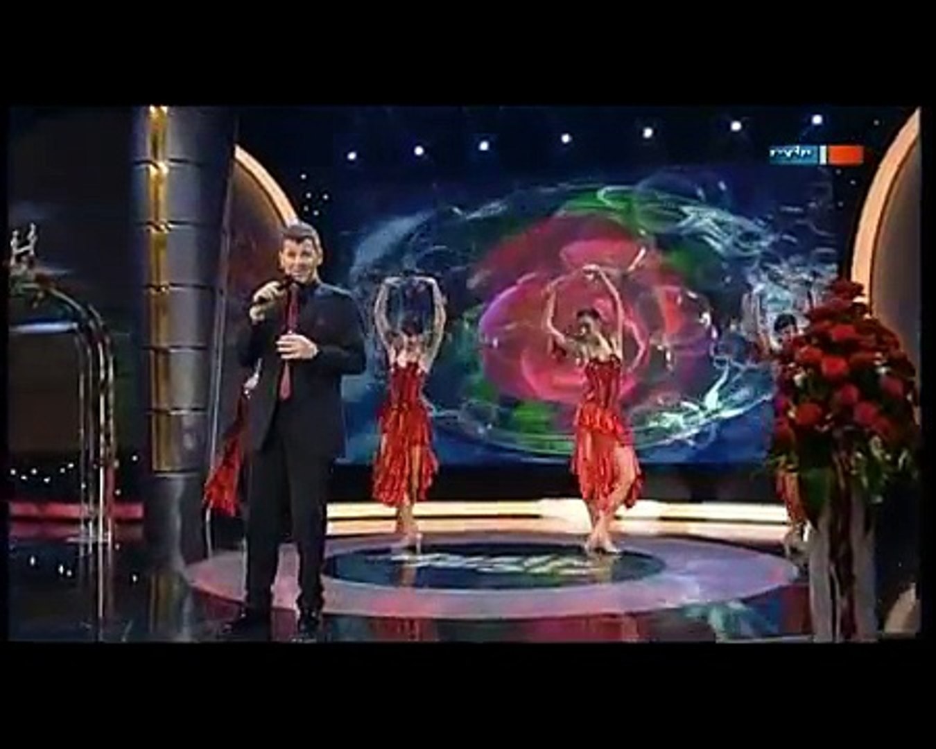 Semino Rossi - Rot sind die Rosen/Son todas bellas - video Dailymotion