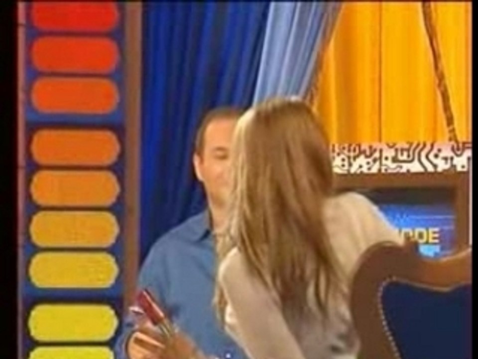 Julie Zenatti chez Cauet