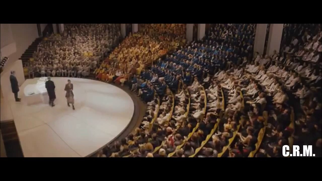 Divergent- Hanging On