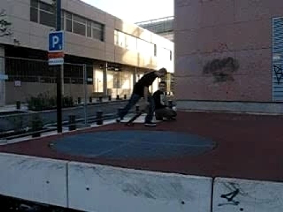 Skateboard alex 180°