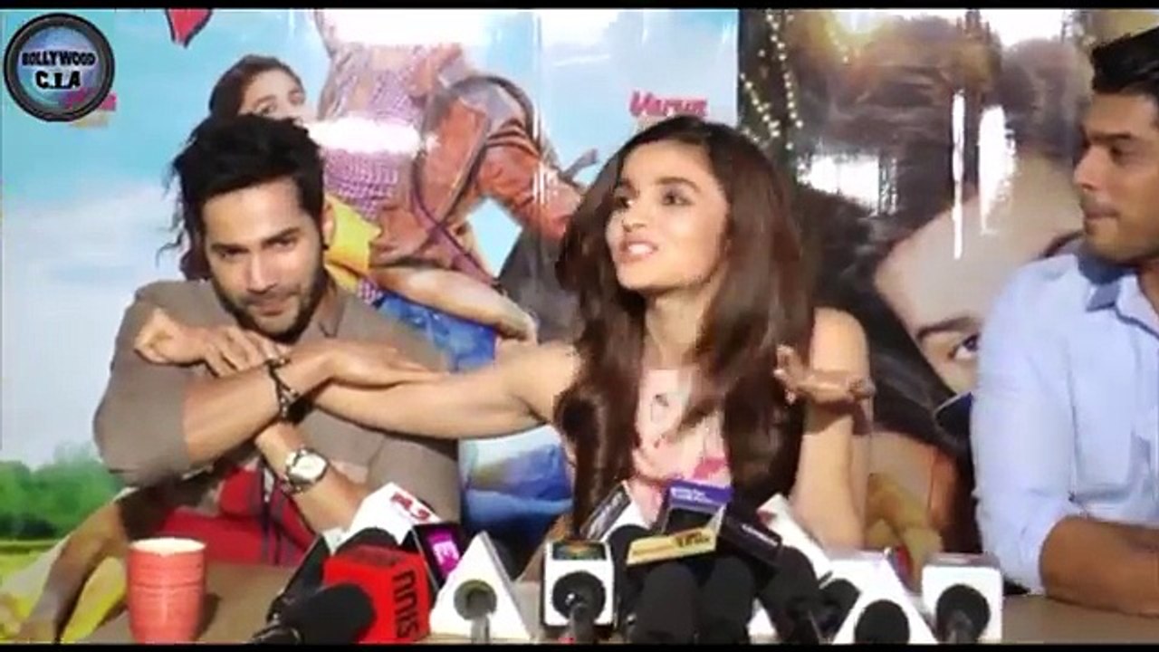 Alia Bhatt  FUNNY VIDEOS BLOOPERS!