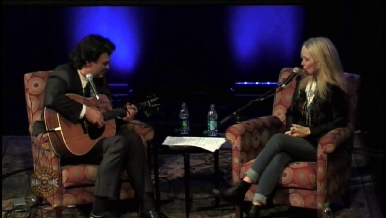 "DON'T FALL IN LOVE WITH A DREAMER" (live) - KIM CARNES feat. PETER COOPER