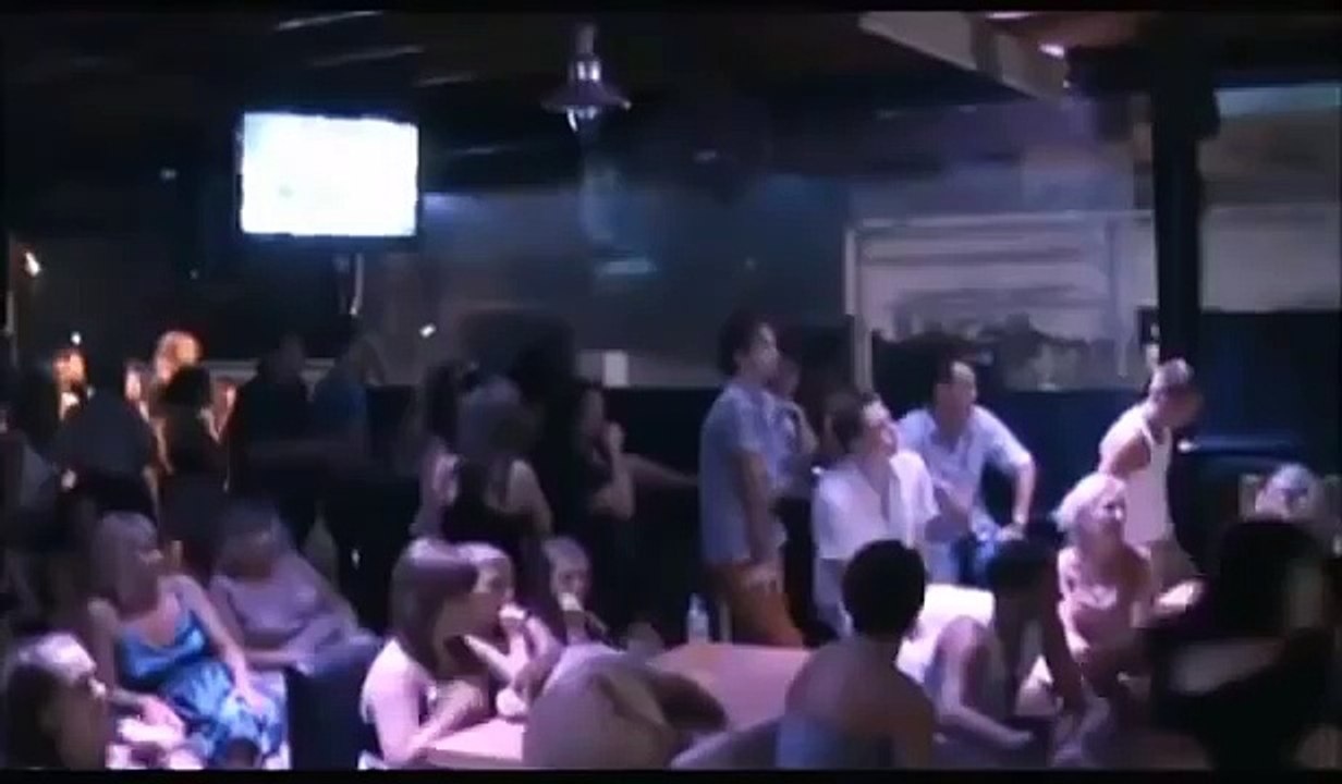 Cette femme est prise d'un orgasme incroyable, sous hypnose - Vidéo  Dailymotion