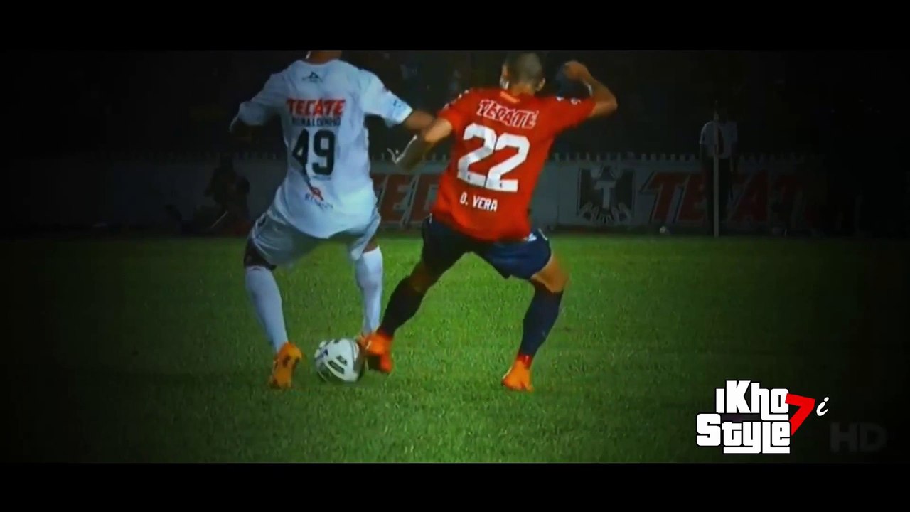 Ronaldinho inscrit un coup franc de 40 mètres vs Veracruz Liga