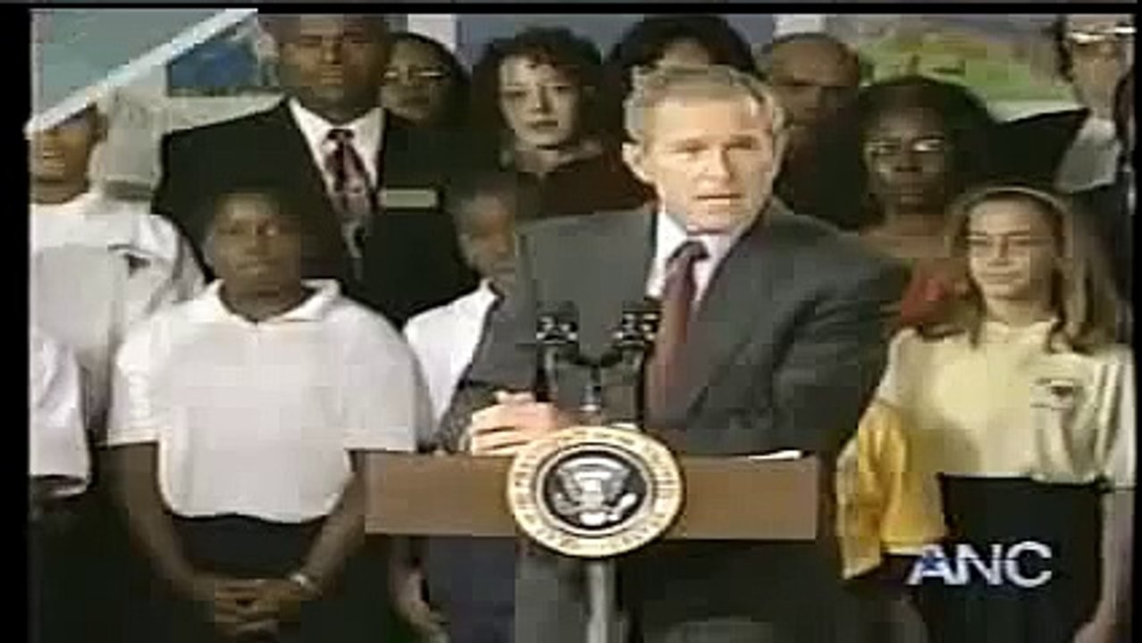 Attentats 11 septembre 2001 WTC 9/11 - Second impact (News 12 Long Island: Diffusion A*N*C)