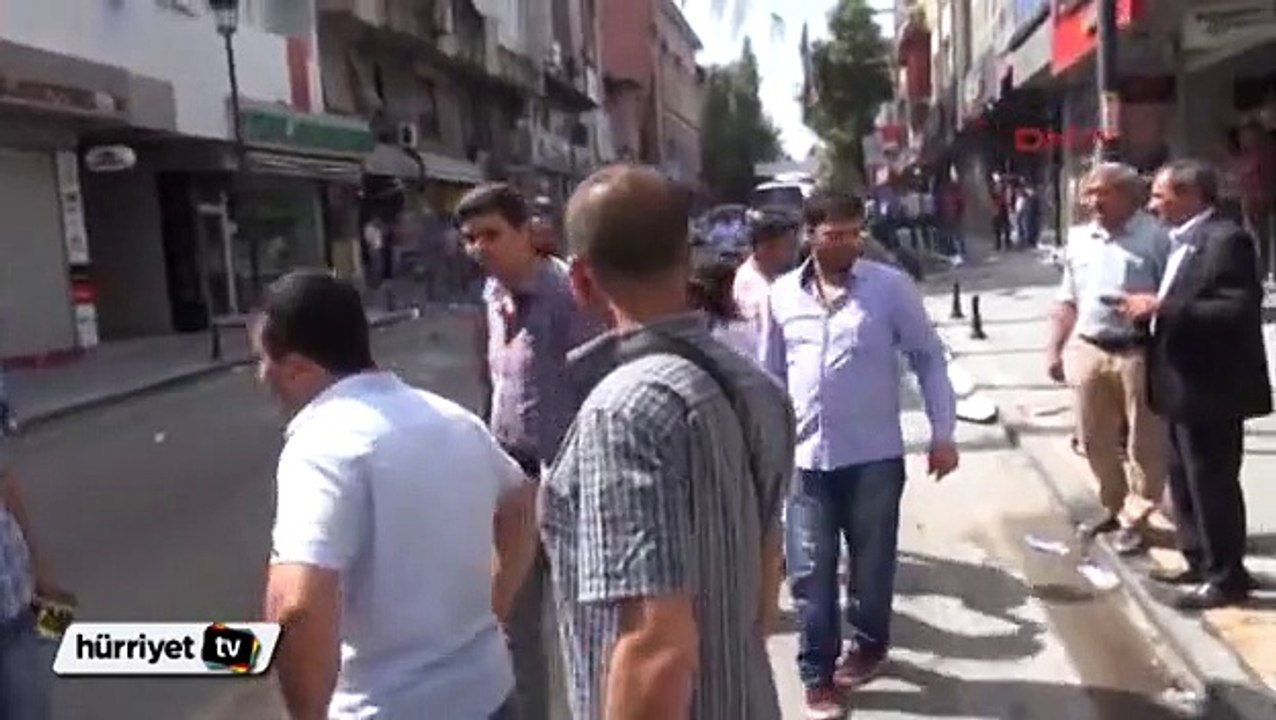 HDP Adana ve Mersin binalarında patlama