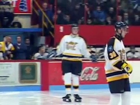 Hockey Fight - Tim Leveque Vs. Dominic The Giant Forcier