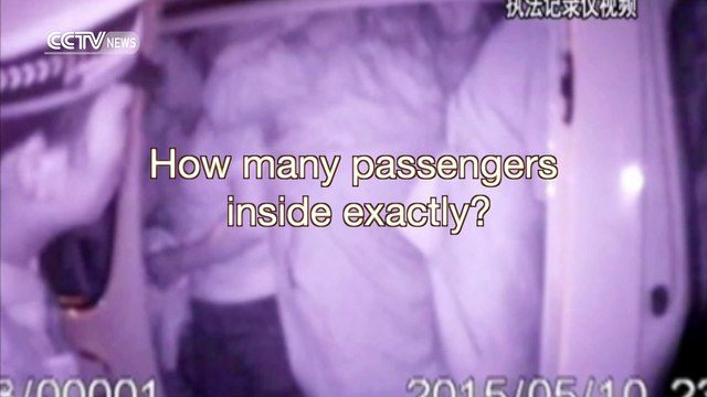 Un Van 6 places transporte 51 travailleurs chinois... Dingue!