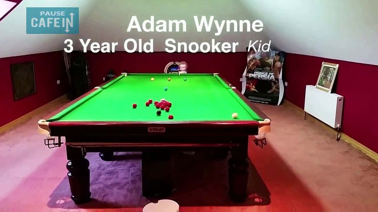 Cet enfant de trois ans est un génie du billard !