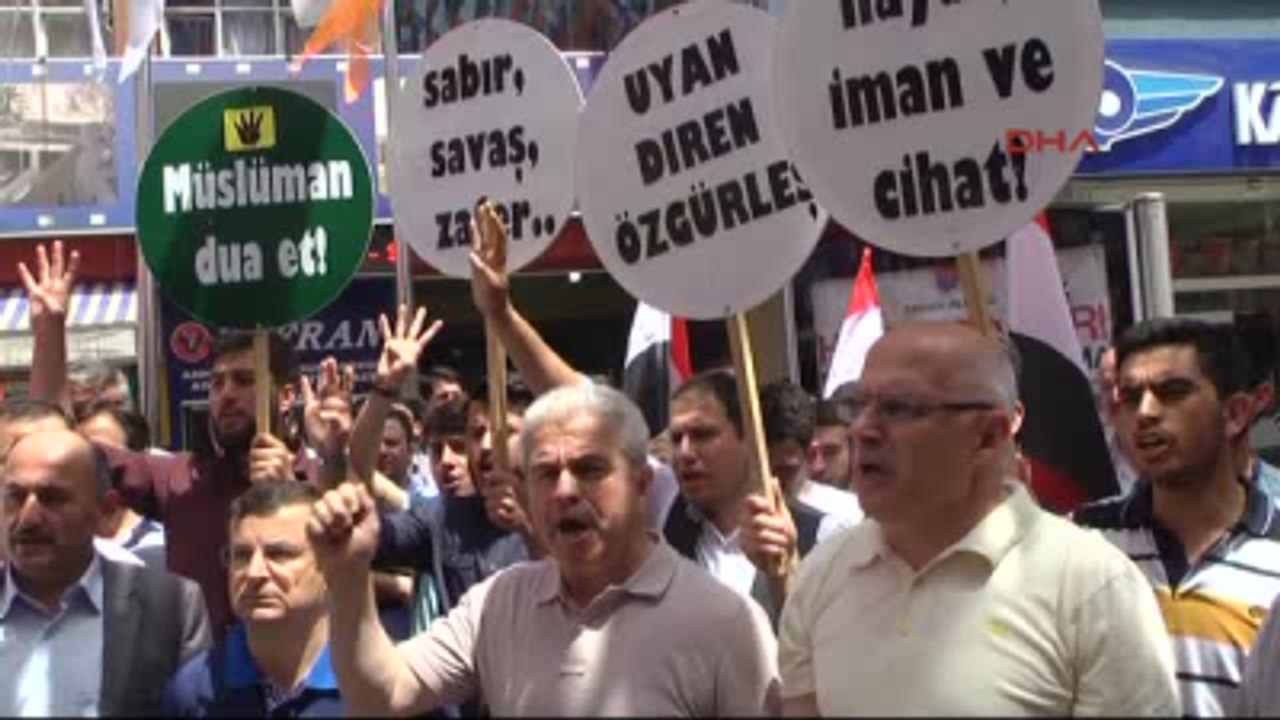 Karabük'te 'Mursi' Protestosu