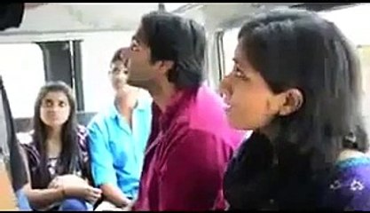 لڑکی نے جب لڑکے کو تپھڑ مارا تو جواب میں لڑکے نے کیا کیا ... ذرا دیکھیے