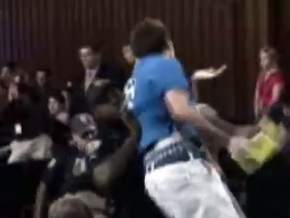 "Don't Tase Me, Bro!" (UF Student Tasered Remix)