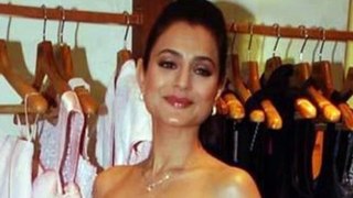 Bollywood Actress Amisha Patel Hot