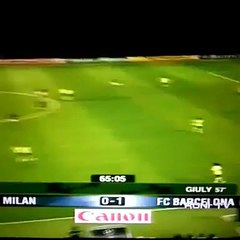 Ronaldinho'dan Pirlo'yu rencide eden çalım