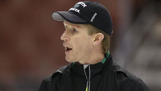Philadelphia Flyers Hire Dave Hakstol