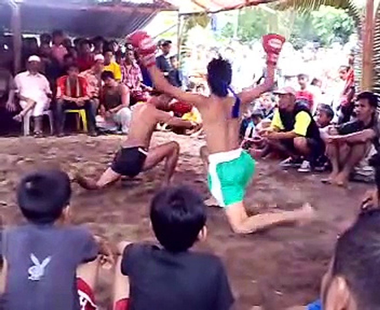 ⁣perlimau tomoi siam (muay thai) pasir puteh