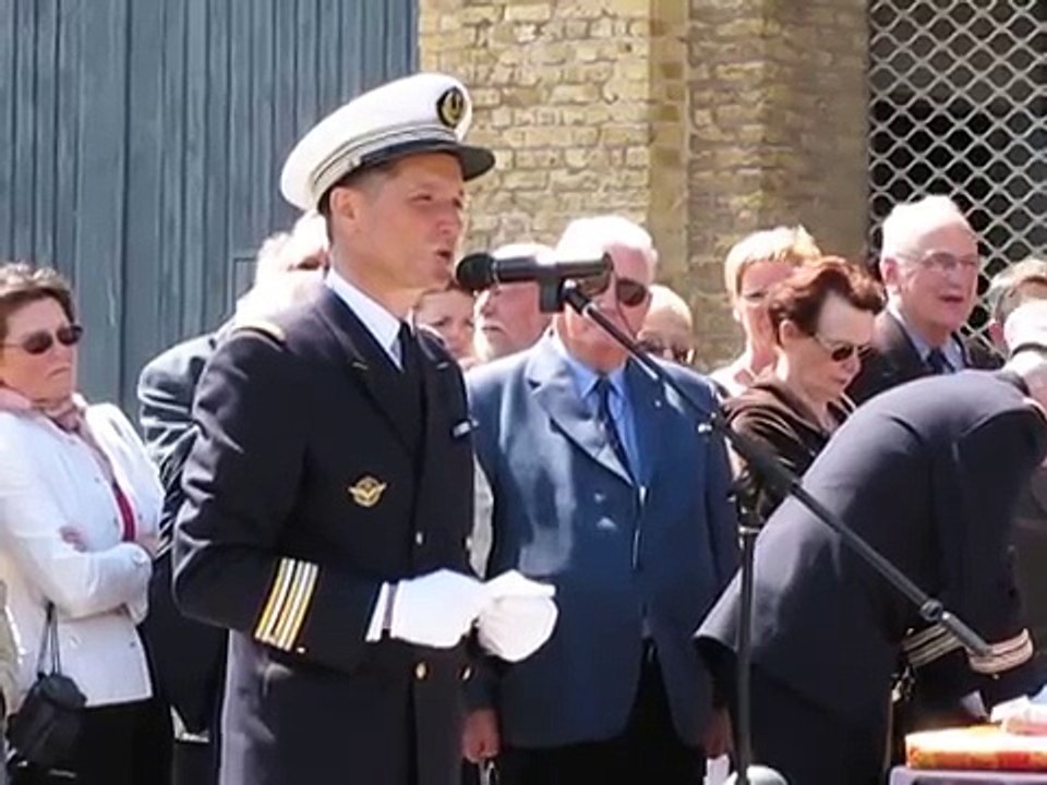 Cérémonie Préparation Militaire Marine de Dunkerque le 30 mai 2009 - Vidéo 1