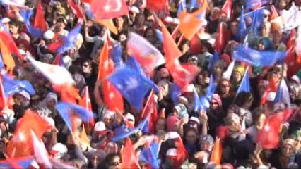 Davutoğlu: "Hepimiz, Mursi'nin Yanındayız"