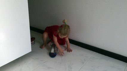 Celeste et les chaussures de maman