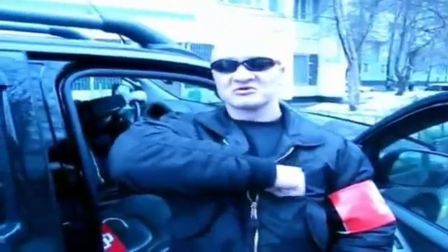 Russian Neo-Nazis torture LGBT and immigrant groups - Truthloader