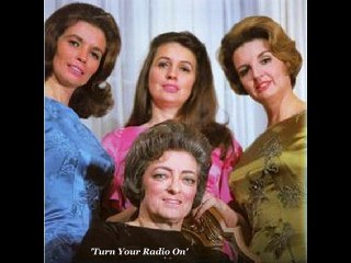 Mother Maybelle and the Carter Sisters - Turn Your Radio On