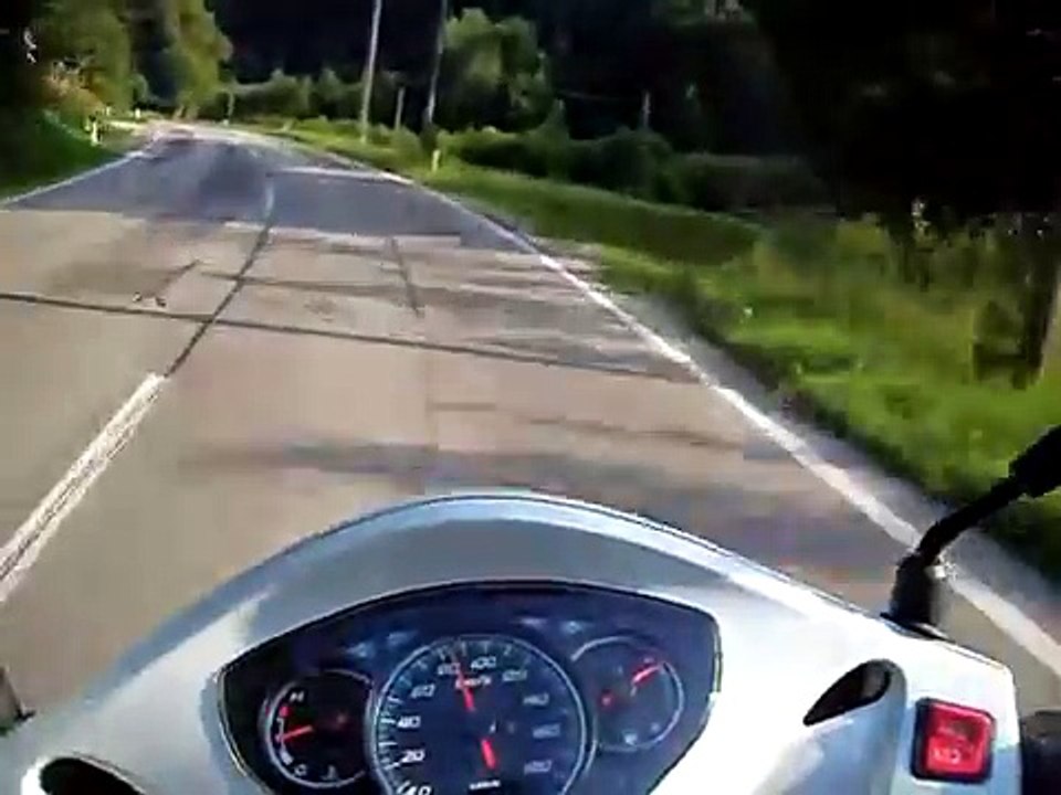 Honda SH300i Onboard 2