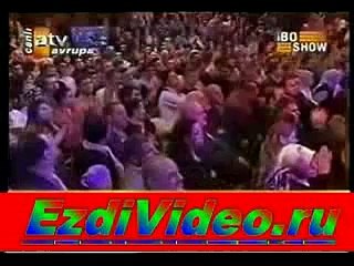 Frisky business with RENO 911! Uncensored (TV-MA)