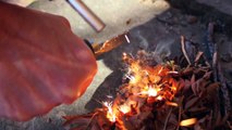 NEW - Gerber Bear Grylls Fire Starter - REVIEW & Fire Making Test - Best Fire Starter & Waterproof?