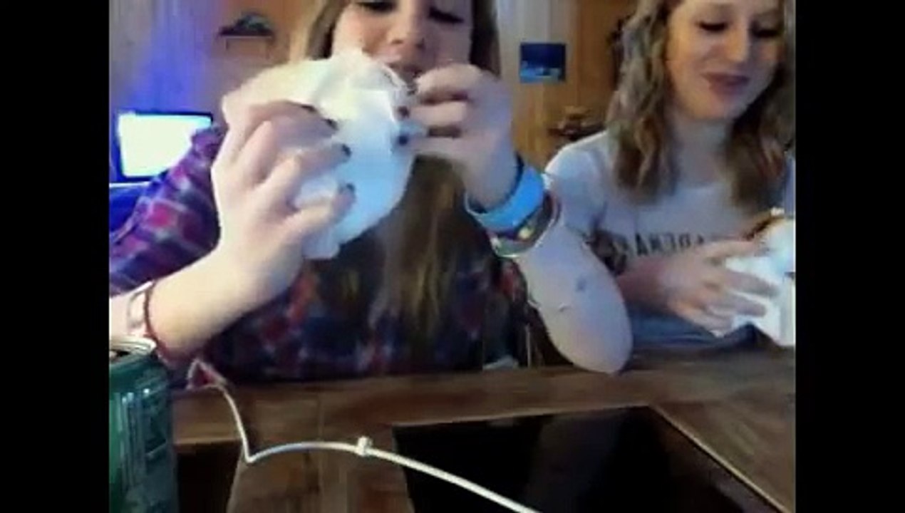 HAHA LULZ HAHA LULZ LOL HAHAH slow eaters