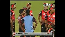 What A Catch By Umar Akmal On Boundary Line Final: Lahore Lions v Sialkot Stallions 18th may 2015