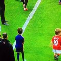 Manchester United: Hijos de Wayne Rooney se robaron el show en Old Trafford