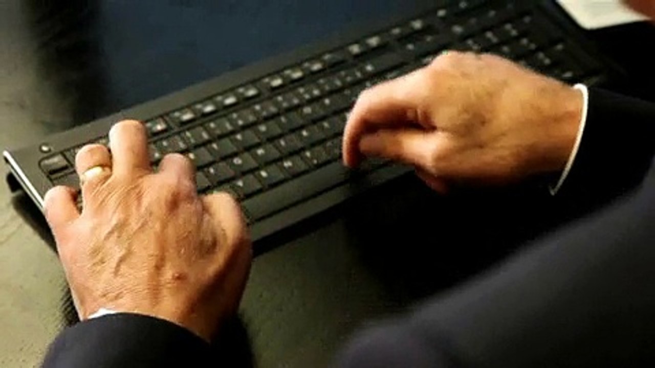 Maurice Lévy: Publicis Groupe's internal greetings card 2010