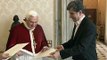 Benedicto XVI recibe al nuevo embajador turco ante el Vaticano, Kenan Gürsoy