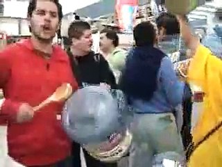 LIO en wal-mart resistencia civil pacífica 290706