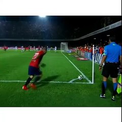 Ronaldinho Gaúcho still got it