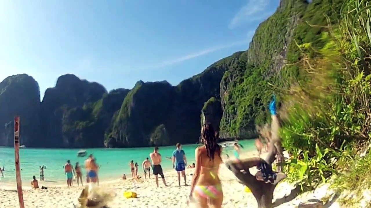 Best Islands: Maya Bay, Phi Phi Islands