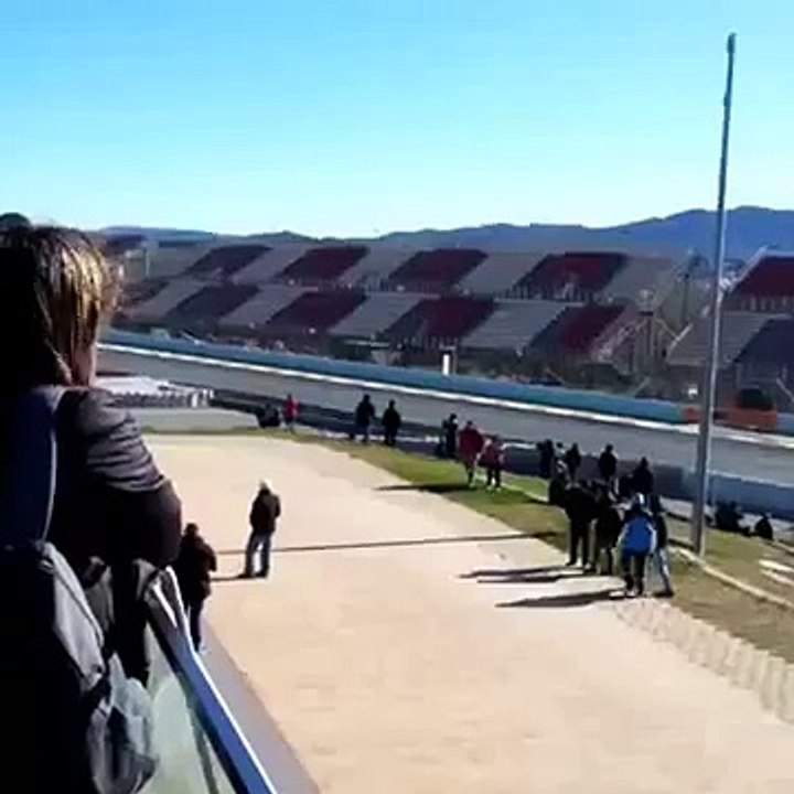 F1 2015 Vettel Rosberg ENGINE SOUND Barcellona Test Day 4