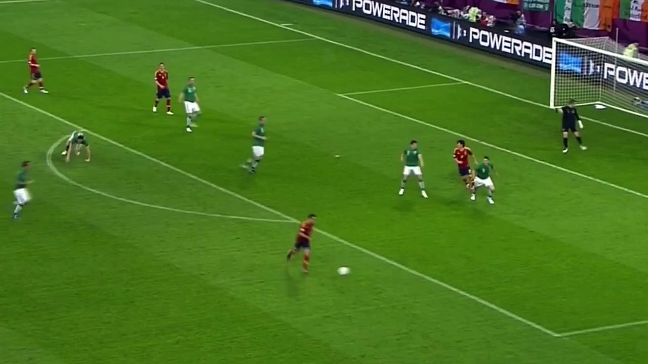 David Silva     Kissing The Wrist