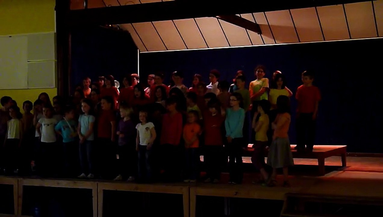 Spectacle de fin d'année 2010 (1)