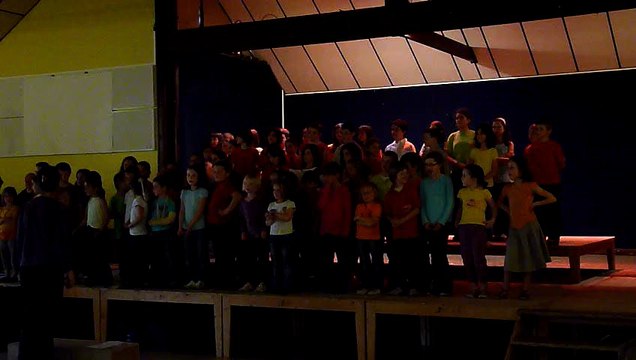 Spectacle de fin d'année 2010 (4)