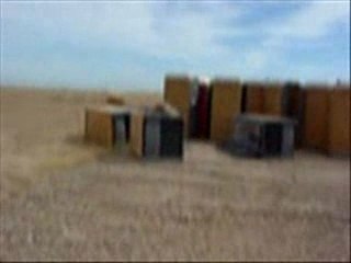 Régis Aux Toilettes Dans Le Désert