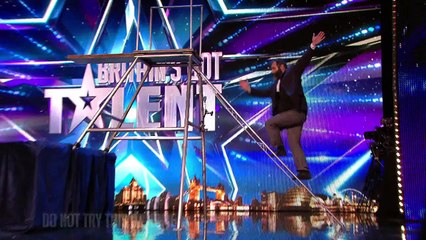 Il bluffe le jury de Britain's Got Talent grâce à un trampoline