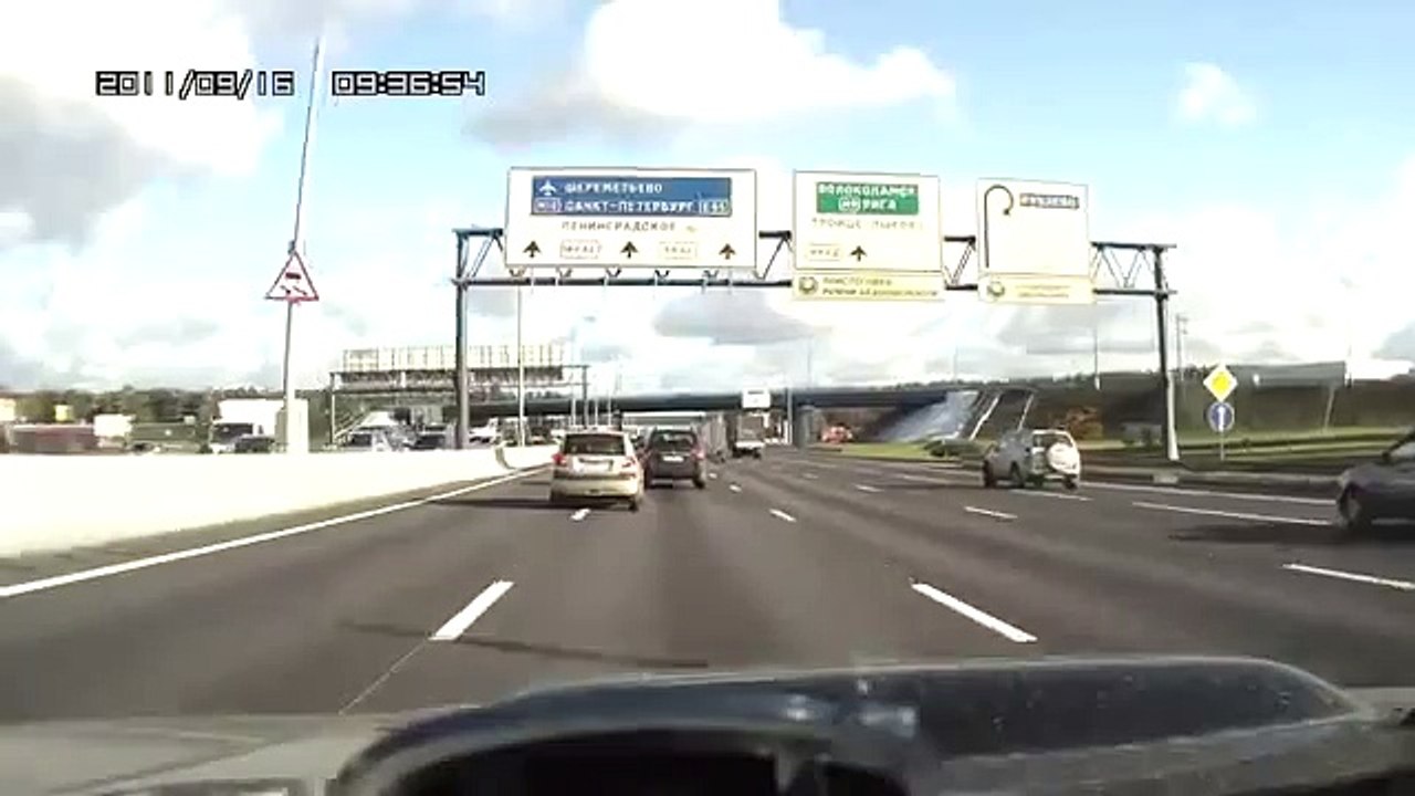 Kamikazi.gr - Φοβερός οδηγός φορτηγού